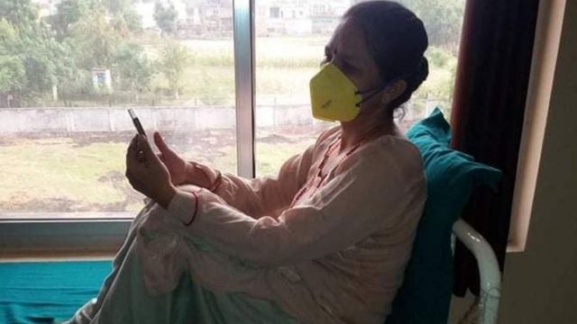 अस्पतालको आइसोलेशन कक्षमा लक्ष्मी