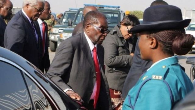 Hari ibihuha bivuga ko Perezida Mugabe yagiye kwivuza