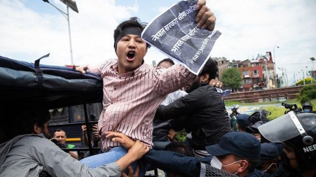 शनिवार काठमाण्डूस्थित भारतीय राजदूतावासनजिकै विरोध प्रदर्शन भएको थियो