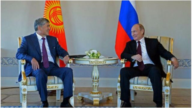 Россия Президенти Бишкекке расмий сапар менен Кыргызстан менен Россиянын дипломатиялык мамилелеринин 25 жылдыгын утурлап келатат.