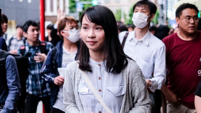 2019 年 6 月 12 日，在東京的明治大學看到香港活動家 Agnes Chow，