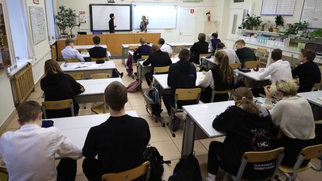 Класс в российской школе (архивное фото, 4 февраля 2022)