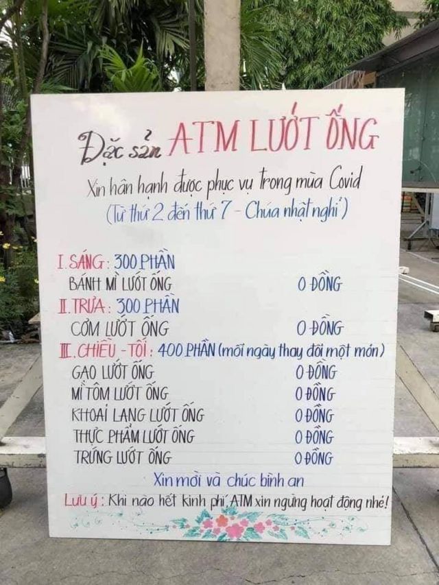Một ATM phát đồ ăn miễn phí ở Quận Tân Bình, TP HCM