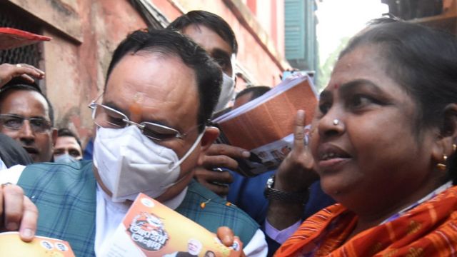 पश्चिम बंगाल में जेपी नड्डा के काफ़िले पर हमले से बढ़ी चुनावी सरगर्मी - BBC  News हिंदी