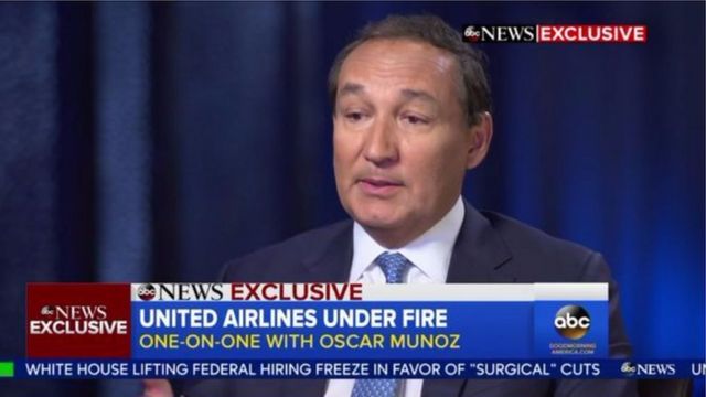 United Airlines авиакомпаниясынын башкы директору Оскар Муньос