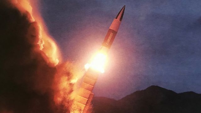 북한이 2019년 처음 공개한 KN-23은 일반 탄도미사일에 비해 요격이 까다로울 것으로 평가된다