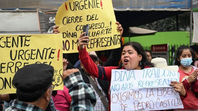 Manifestantes exigen nuevas elecciones en Perú