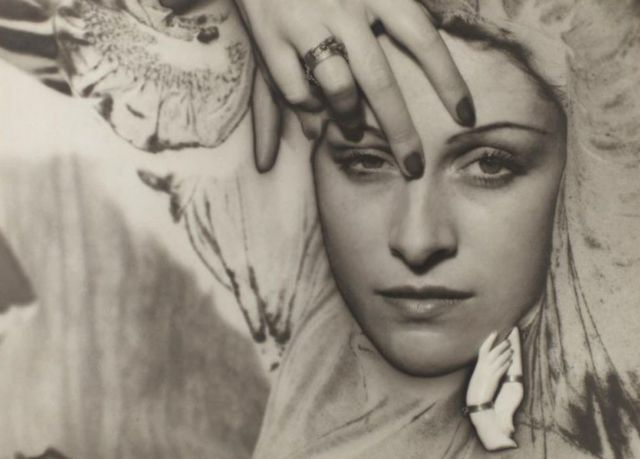 Женщина в тени Пикассо: Дора Маар - художница и талантливый фотограф - BBC  News Русская служба