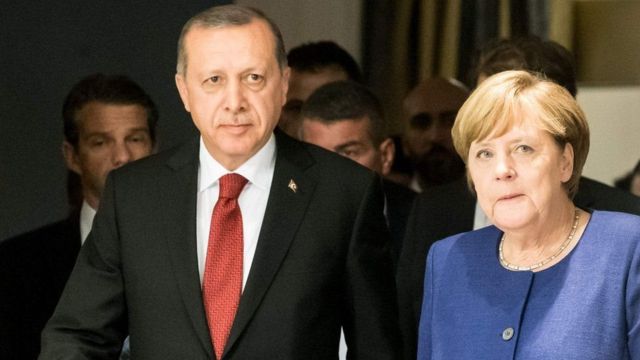Prezida Erdogan n'uwurongoye leta y'Ubudagi Angela Merkel mu nama ya G20 i Hamburg kuno kwezi