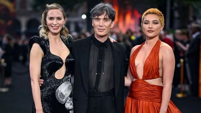 Diễn viên Emily Blunt (trái), Cillian Murphy (giữa) và Florence Pugh (phải) tại buổi ra mắt phim Oppenheimer