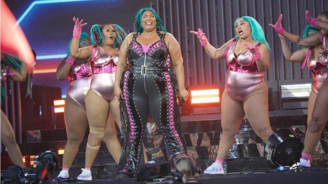 Lizzo actuó en el Pyramid Stage en el Festival de Glastonbury de este año