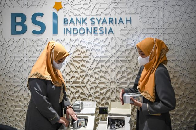 BSI Diduga Kena Serangan Siber, Pengamat Sebut Sistem Pertahanan Bank ...