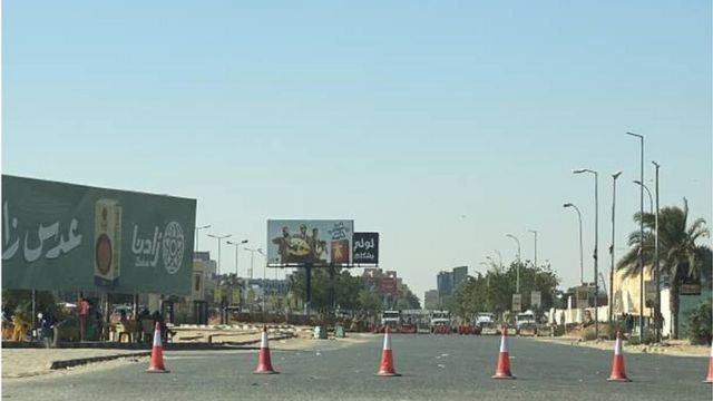 شارع مغلق في العاصمة السودانية الخرطوم