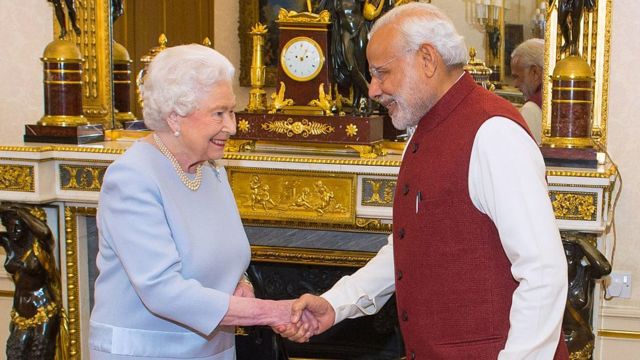 2015年，英国女王伊丽莎白二世和印度总理莫迪在白金汉宫。