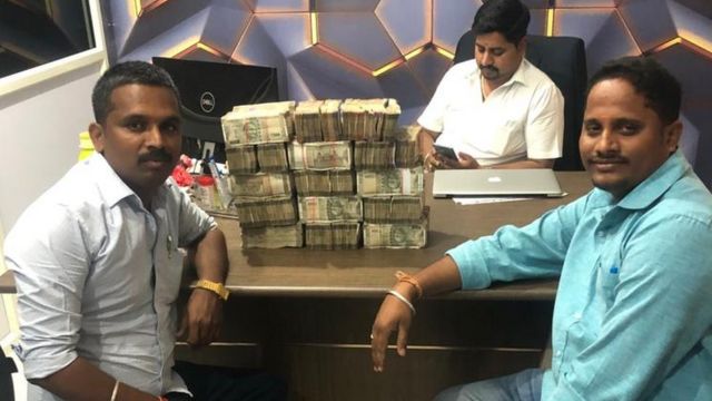 போலீஸார் சோதனை