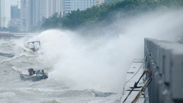 அசானி புயல்