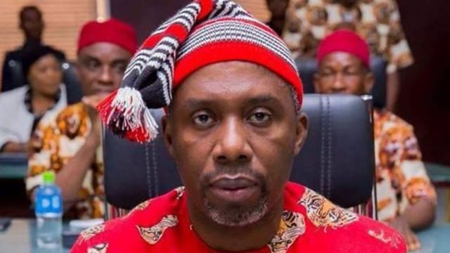 Imo State Politics: Ihe Uche Nwosu kwuru maka ebubo ohi na ọchịchọ Biafra - BBC News Ìgbò