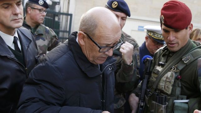 Umushikiranganji Jean Yves Le Drian agabisha ko amatora yo mu Bufaransa ashobora kubangamirwa n'ibitero vya cyberattacks
