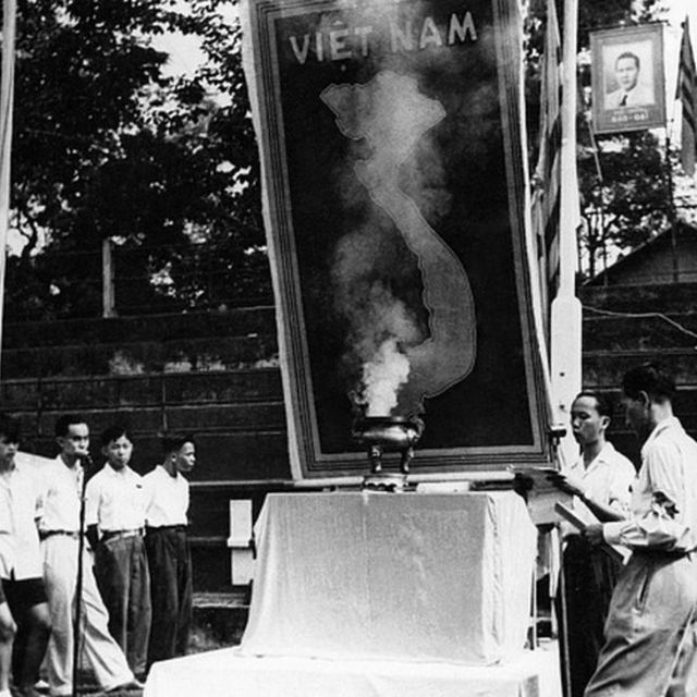 cờ việt nam 1945