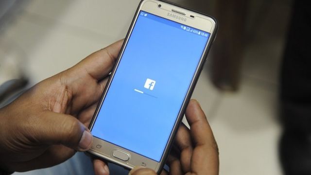 Ẹ̀rọ ìbáraẹnisọ̀rọ̀ alágbèéká