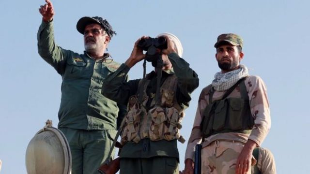 Imigwi y'abagwanyi b'aba shiite, aba kurde n'aba sunni bariko barafashanya n'igisirikare ca Irak