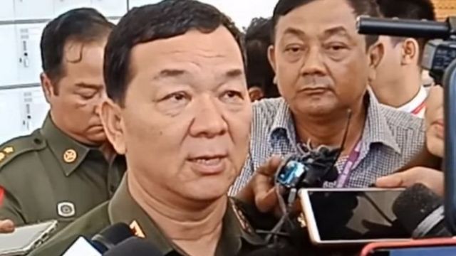 အခြေခံဥပဒေ ပြင်ဆင်ရေး ဥပဒေမူကြမ်း ဦးဆောင်တင်သူ တပ်မတော်သား ကိုယ်စားလှယ် ဗိုလ်မှူးချုပ်မောင်မောင်