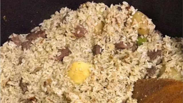 অনেকের কাছে তেহারী এবং বিরিয়ানি বেশ পছন্দের