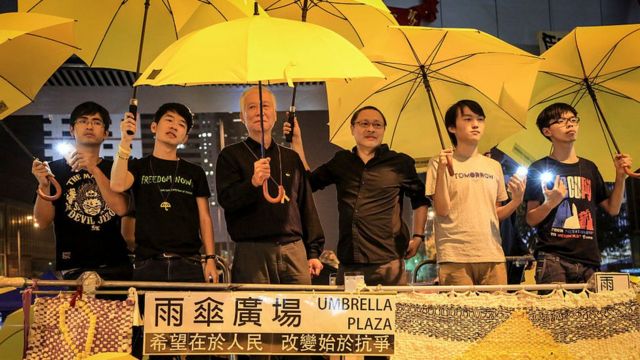 Manifestantes de la "Revolución de los Paraguas" en Hong Kong, 2014