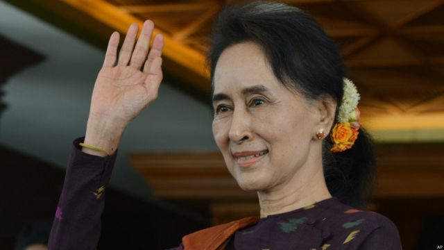 নোবেল শান্তি পুরস্কার বিজয়ী আং সান সুচি