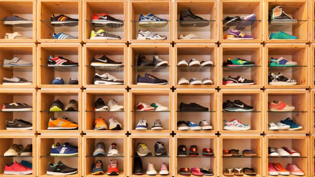 Nylon arco Gracias Cómo el calzado deportivo se convirtió en un artículo de moda que genera  miles de millones de dólares al año - BBC News Mundo