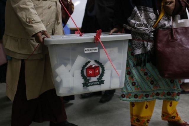 ব্যালট বক্স