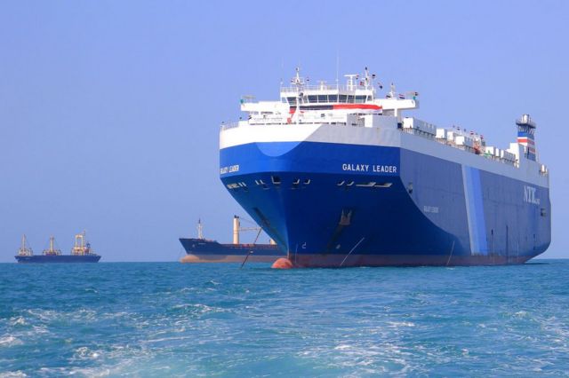 Combatientes hutíes capturaron el Galaxy Leader Cargo en la costa del Mar Rojo a fines de noviembre.