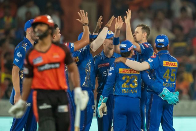 அர்ஜூனை 'இளவரசர்' நடத்துகிறதா மும்பை?