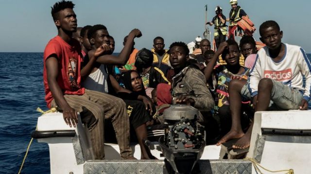 Colonos en un barco