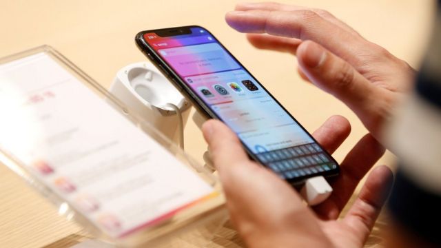 iPhone X