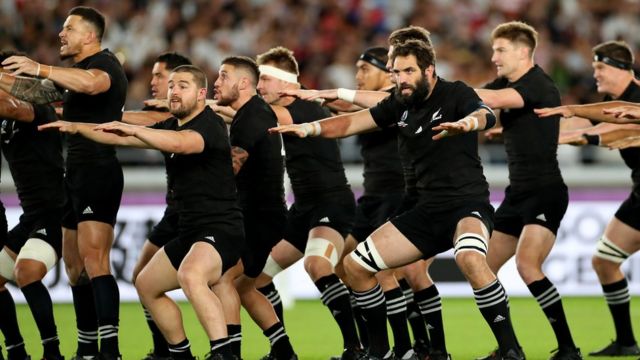New Zealand team performing the haka
