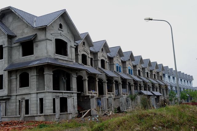 Nhà bỏ hoang tại Hà Nội