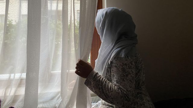 Ankara'da bir Afgan kadın