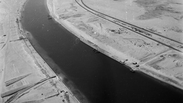 Доклад: Суэцкий кризис 1956 года