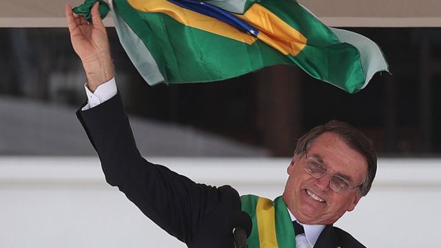 Xadrez de como Bolsonaro herdou a rede neopentecostal de Eduardo