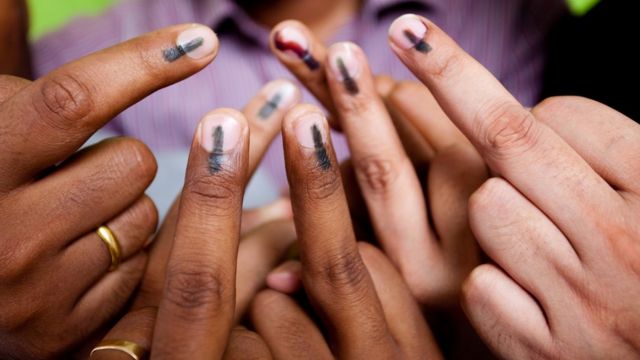 மக்களவைத் தேர்தல் 2019: தொடங்கியது மூன்றாவது கட்ட வாக்குப்பதிவு