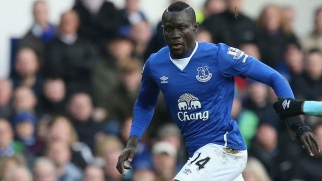 Mchezaji wa Everton Niasse apigwa marufuku kwa kujirusha ...
