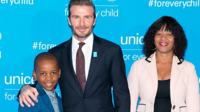 Livey Van Wyk et son fils Remi aux côtés de David Beckham lors du 70ème anniversaire de l'UNICEF au Siège de l'ONU, le 12 décembre 2016, à New York.