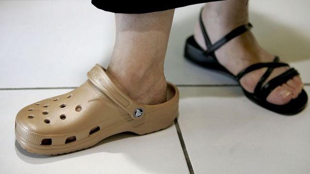 Chanclas Zapatos Zuecos Playa Sandalias Modelos Crocs de Hombre Calzado Joven 