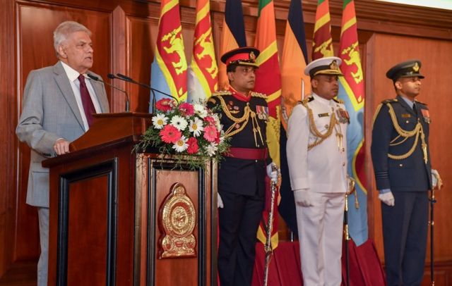 இலங்கை, சட்டதிருத்தம், ரணில் விக்ரமசிங்