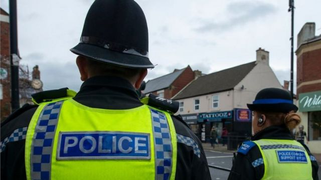 Houghton Le Spring Rival Gangs Smash Windows On Christmas Day Bbc News