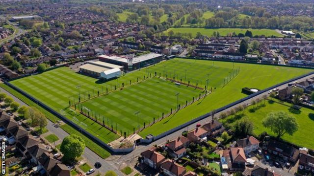 premier league teams training