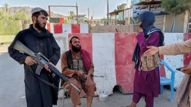 Боевики "Талибана"