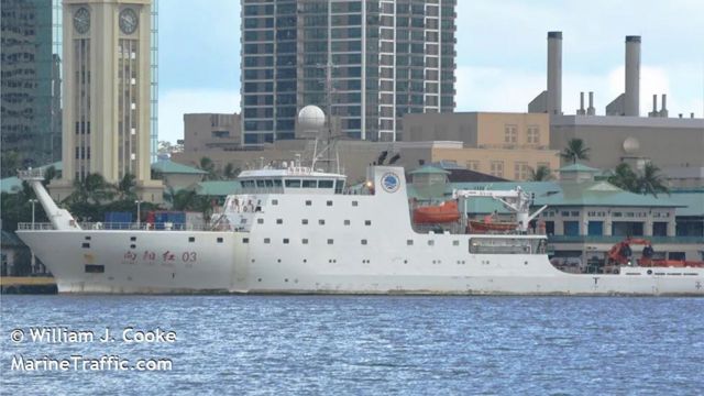 Tàu Hướng Dương Hồng 3 neo đậu tại Honolulu, Hawaii