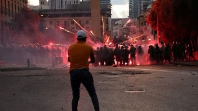 Protestors angry about corruption faced police in Beirut on Monday